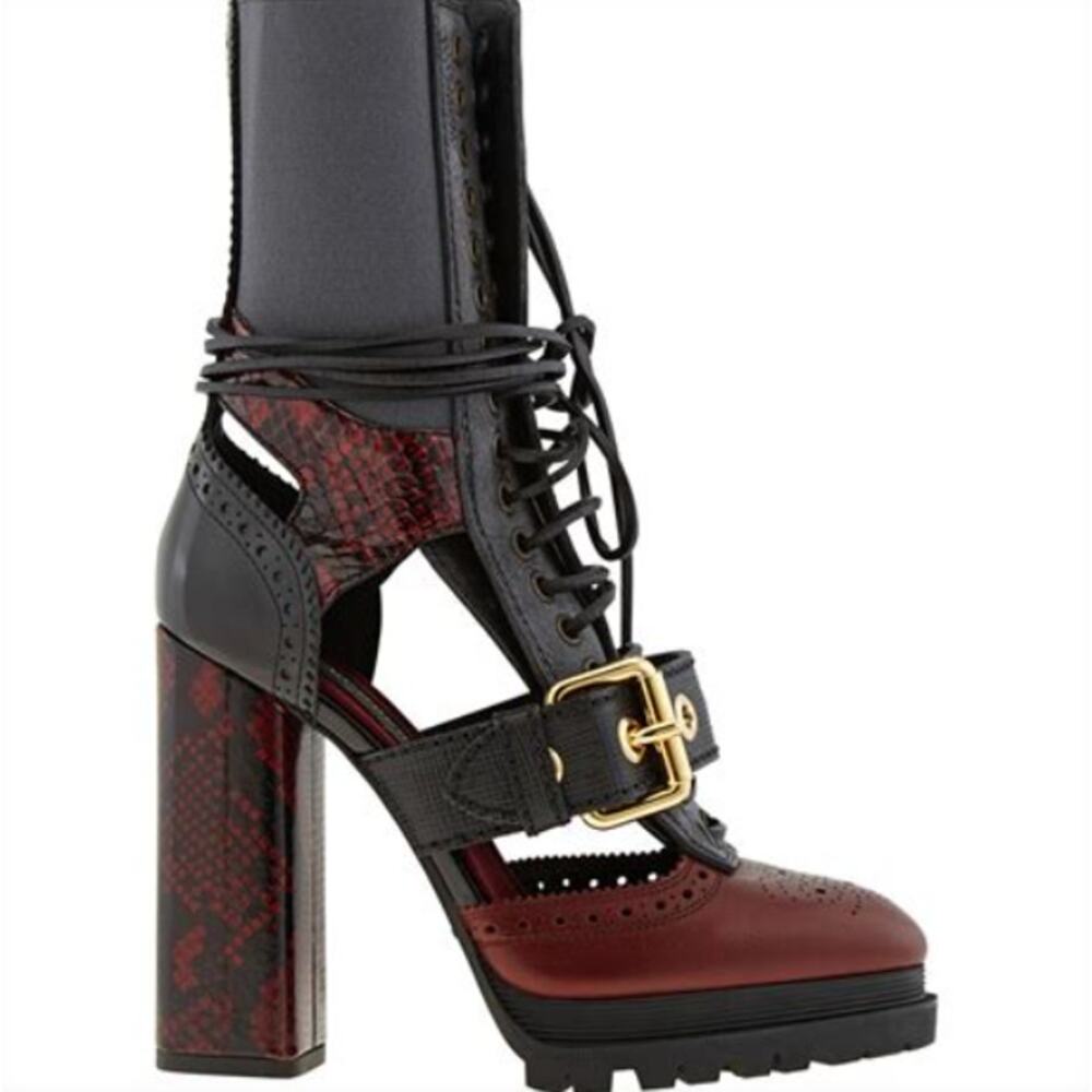 Burberry Military Westmarsh Cutout Ankle Boots in Burgundy (Size 36.5) - Picture 2 of 16